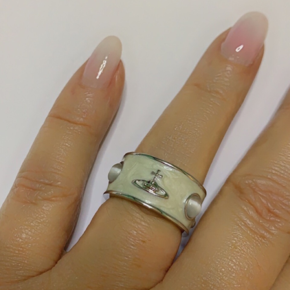 Sold out Vivienne Westwood Silver enamel pearl logo Ring - Picture 8 of 8